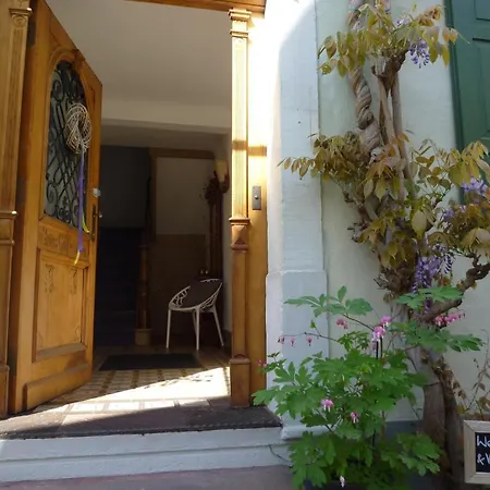 Rebstockel Gastehaus Weinhof & Vinothek בית הארחה