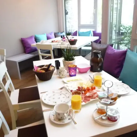 Rebstockel Gastehaus Weinhof & Vinothek *